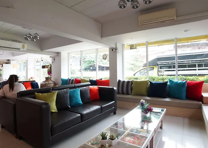 48 Donmuang Airport Hotell 3*